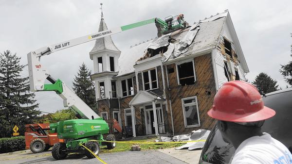 Details Deconstructs Victorian House in Hampstead
