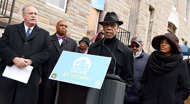 With ‘Deconstruction’ Baltimore Hopes to Improve Views From Trains