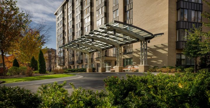 Exterior of Revitz House at Charles E Smith Life Communities