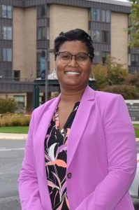 Le'Shawn Bailey headshot Executive Director of Hebrew Home